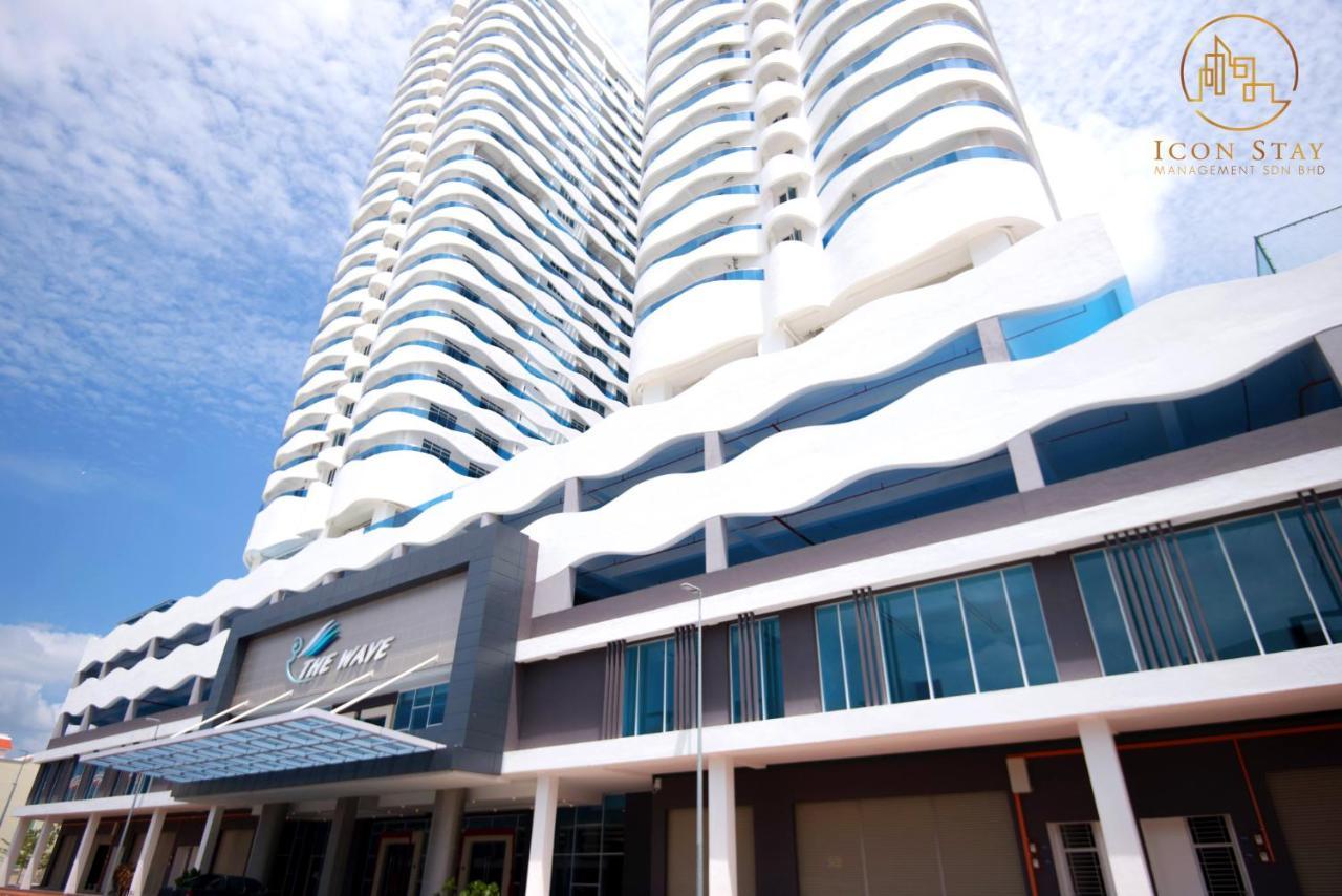 The Wave Residence Melaka Exterior photo